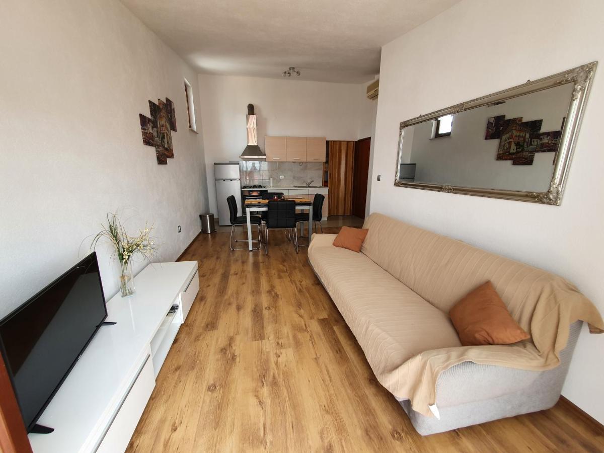 Aenona Sunny Apartment Vrsi Esterno foto