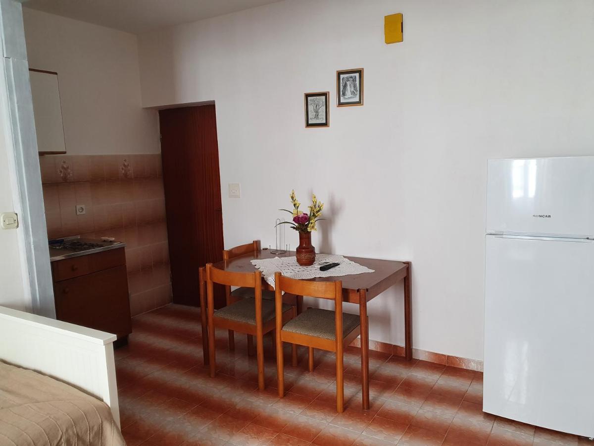 Aenona Sunny Apartment Vrsi Esterno foto