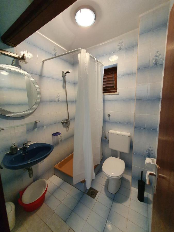 Aenona Sunny Apartment Vrsi Esterno foto