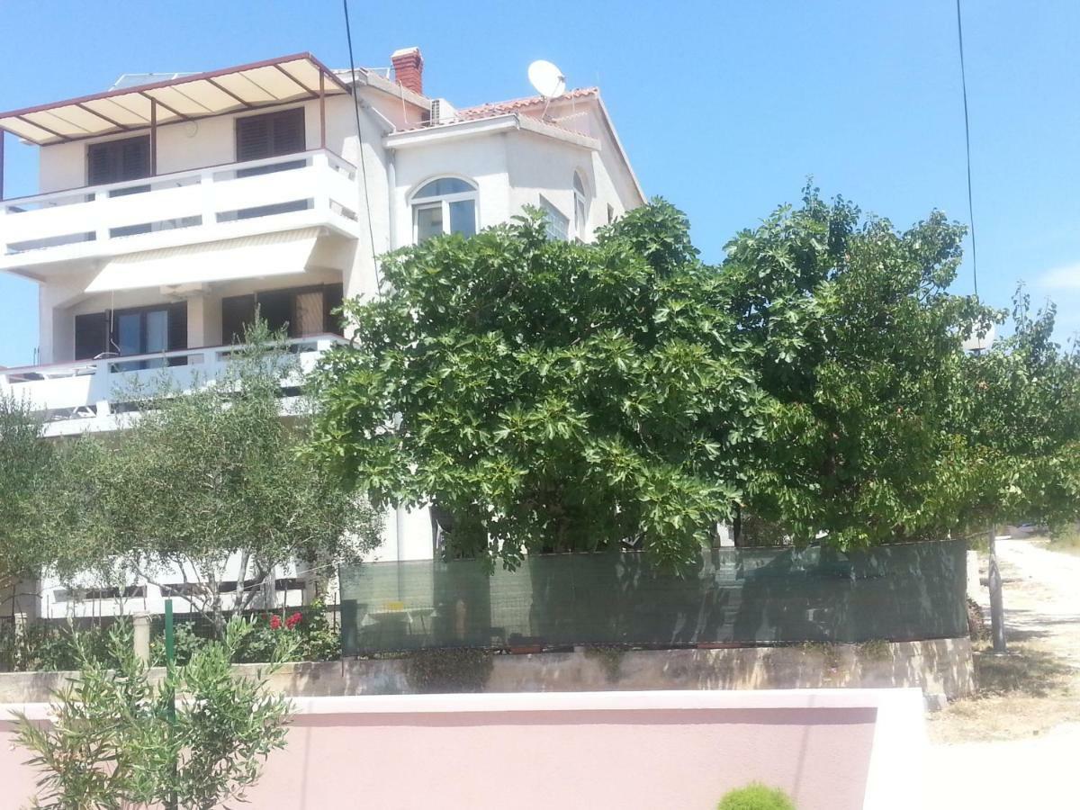 Aenona Sunny Apartment Vrsi Esterno foto